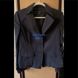 Ann Taylor blazer size 2, navy